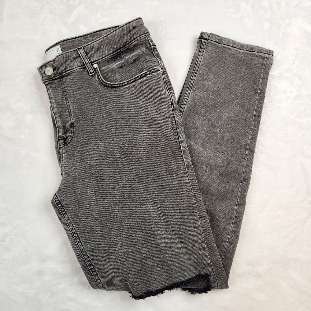 NWT ASOS Design Distressed Black Jeans Sz 33x30